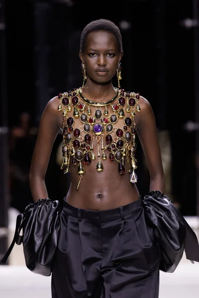 Look 149